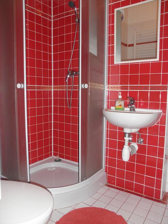 Ehila Hotel KLV Quarto foto